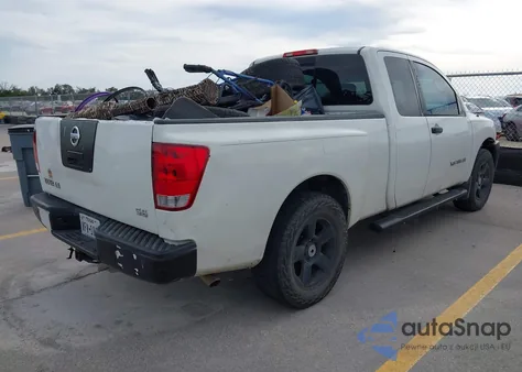 2008 Nissan Titan Xe z USA, uszkodzony, nr VIN 1N6BA06A28N317912